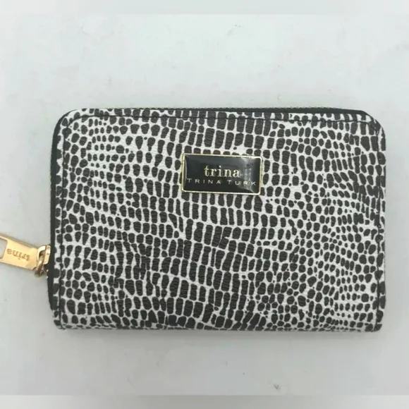NWT Small Black and white Trina Turk Wallet - Picture 3 of 4